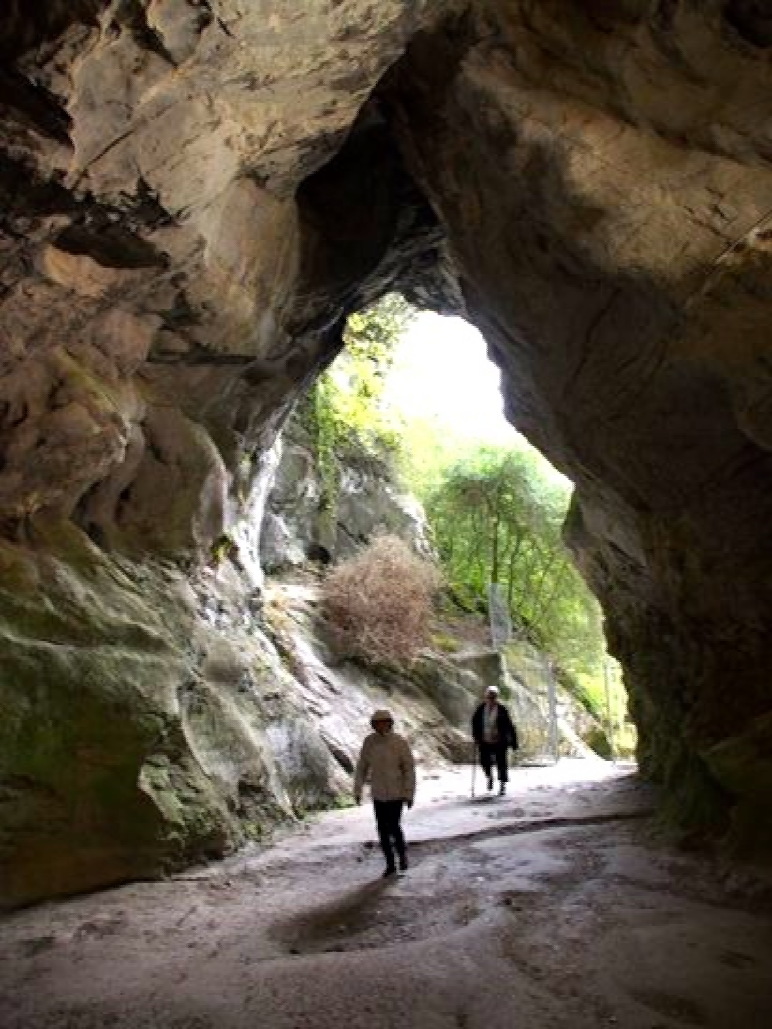 Grottes-2Marie.jpg