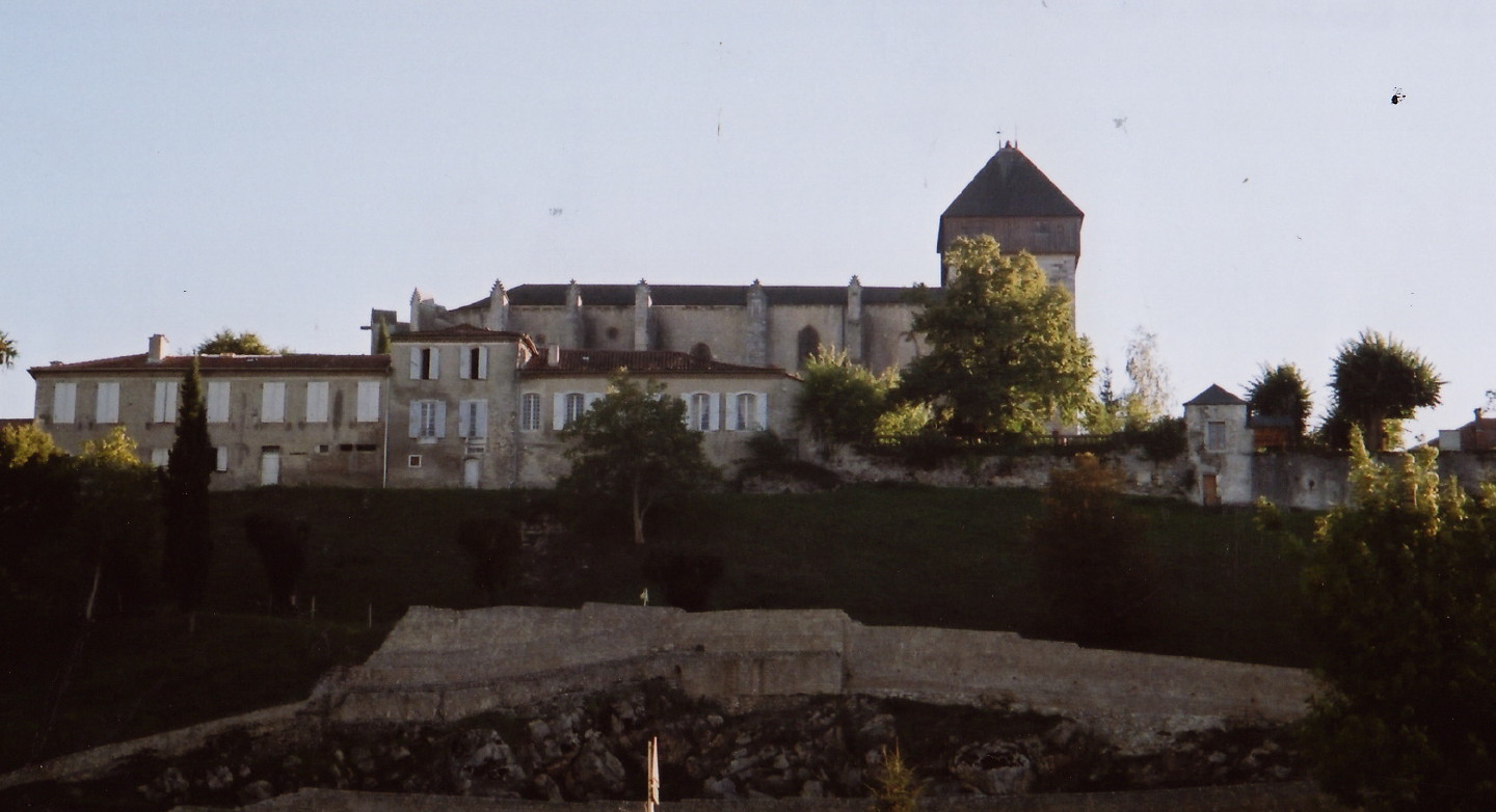 St-Bertrand-de-c2.jpg