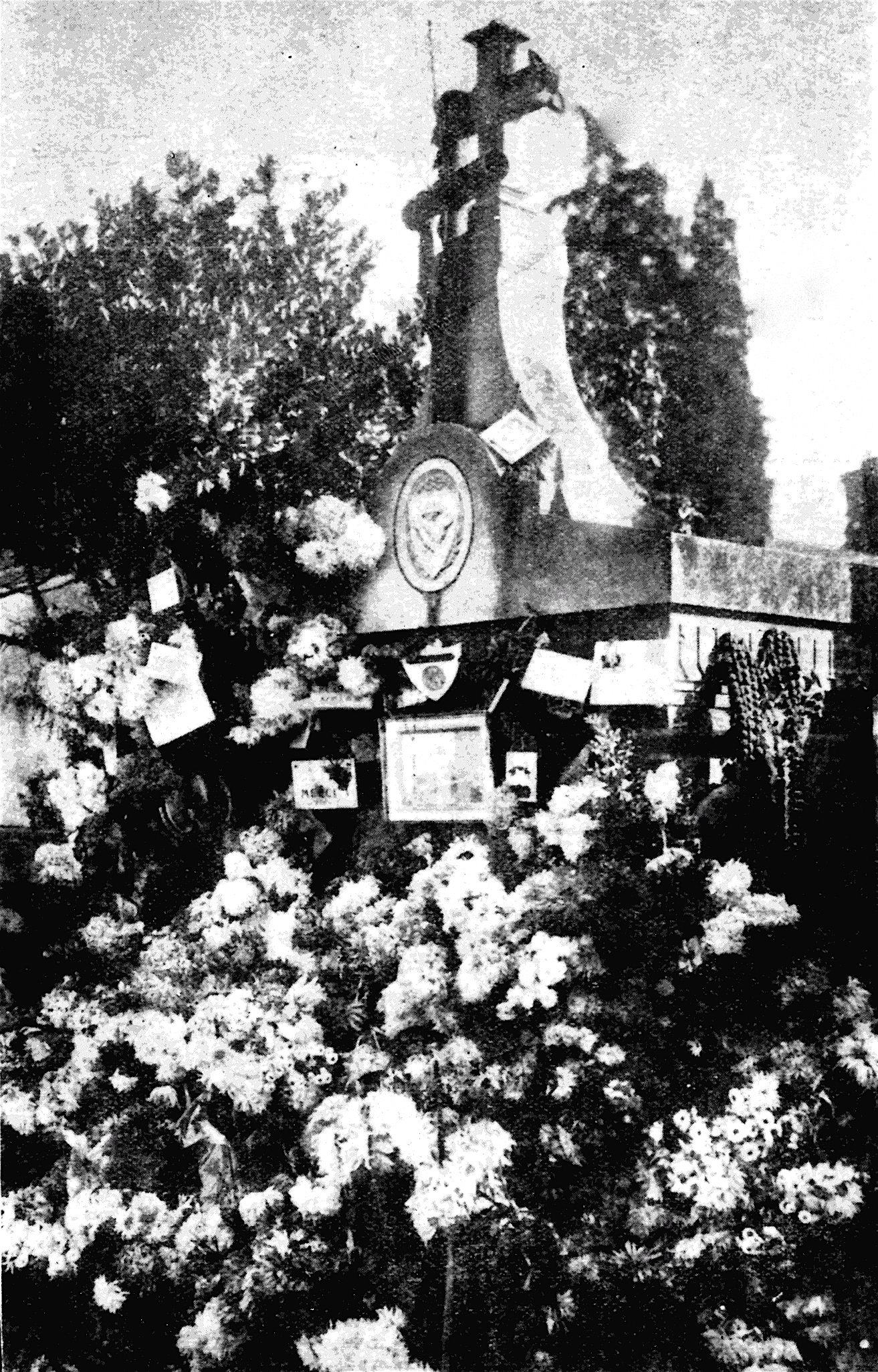 Tombe-cimetiere.jpg