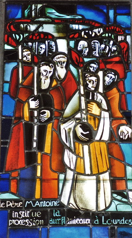 Vitrail-procession.jpg